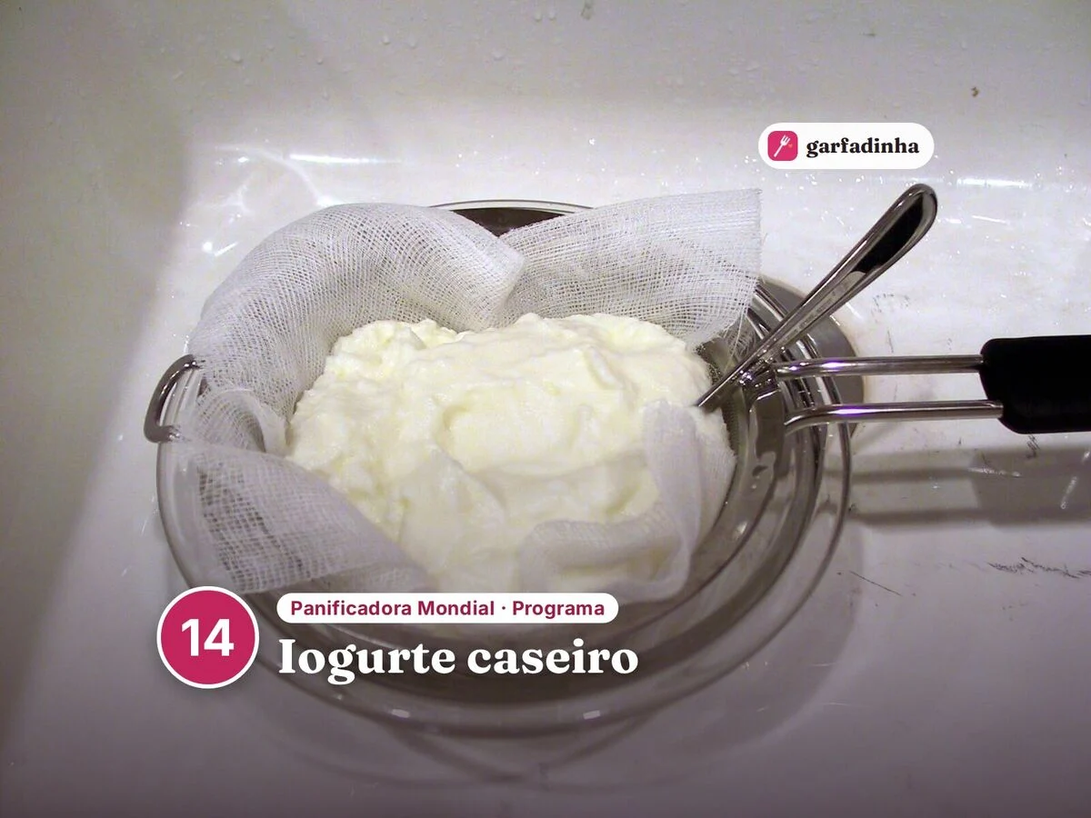 Iogurte caseiro feito na panificadora Mondial (programa 14)